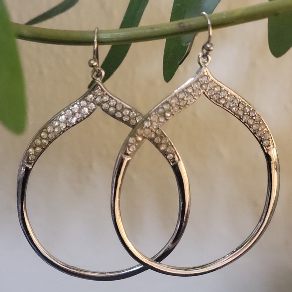 EXPRESS Earrings - Picture 3 of 4